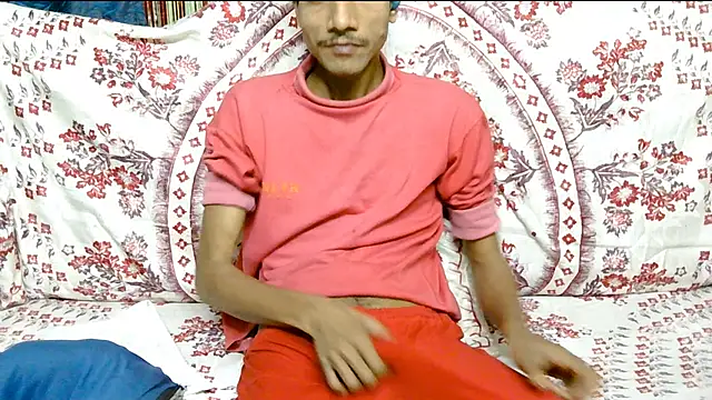 Snapshot of Alex_Suman25 chatting on 02/04/25, 04:29 Alex Suman25 online show from 02/04/25, 04:29