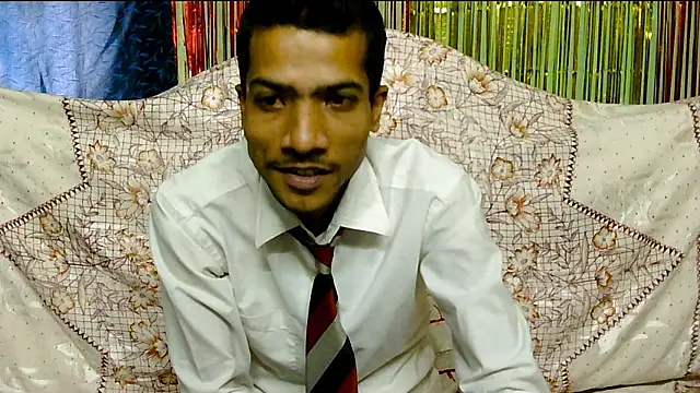 Snapshot of Alex_Suman25 chatting on 02/13/25, 08:06 Alex Suman25 online show from 02/13/25, 08:06
