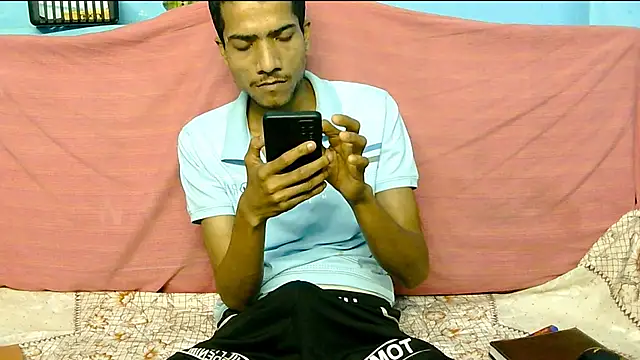 Snapshot of Alex_Suman25 chatting on 02/25/25, 11:52 Alex Suman25 online show from 02/25/25, 11:52