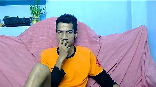 Snapshot of Alex_Suman25 chatting on 03/01/25, 06:54 Alex Suman25 online show from 03/01/25, 06:54