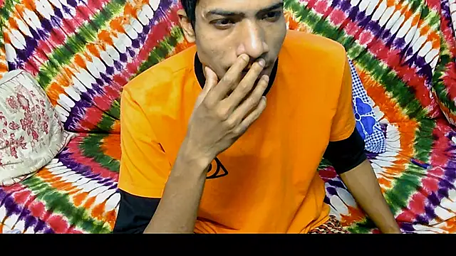 Snapshot of Alex_Suman25 chatting on 03/10/25, 11:42 Alex Suman25 online show from 03/10/25, 11:42