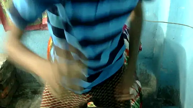 Snapshot of Alex_Suman25 chatting on 10/06/25, 11:51 Alex Suman25 online show from 10/06/25, 11:51