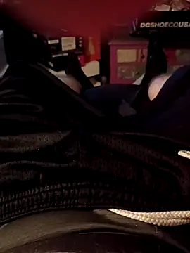 crazycam619 online show from 03/31/26, 04:46