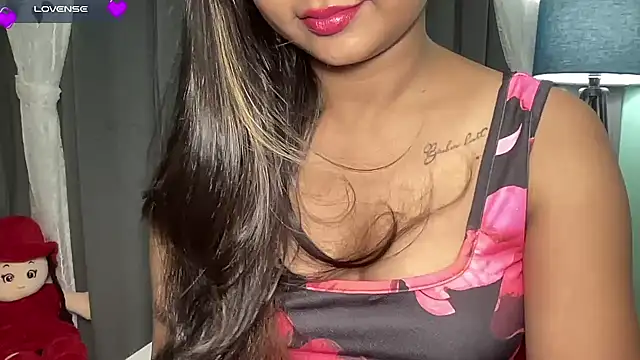 Snapshot of senorita78 chatting on 10/19/25, 08:04 senorita78 online show from 10/19/25, 08:04