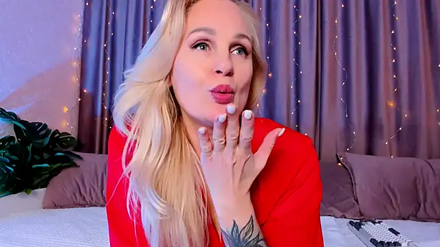 Snapshot of Elis_miracle chatting on 02/27/25, 10:59 Elis miracle online show from 02/27/25, 10:59