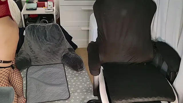 SpikedBella online show from 02/21/25, 09:32