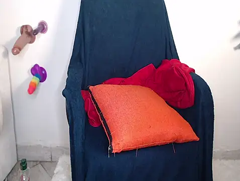 Mamii water online show from 03/11/25, 06:10