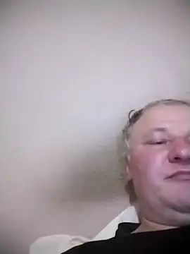 Snapshot of Grasul78 chatting on 11/18/25, 04:00 Grasul78 online show from 11/18/25, 04:00