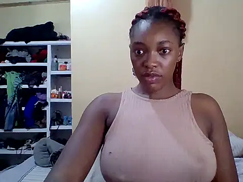 Zara Twilight online show from 12/04/25, 10:57