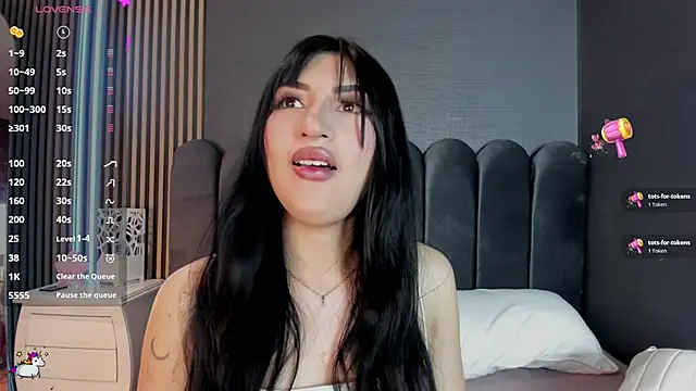 Nicolette ks  online show from 03/12/26, 04:07