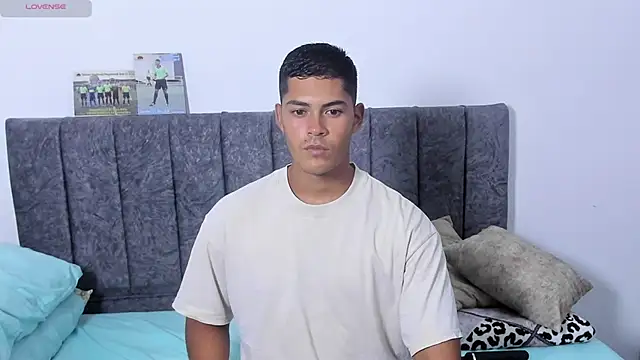 Iamdylan777 online show from 12/01/25, 08:14