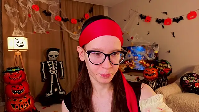 Snapshot of BettyBrowni chatting on 10/29/25, 04:20 BettyBrowni online show from 10/29/25, 04:20