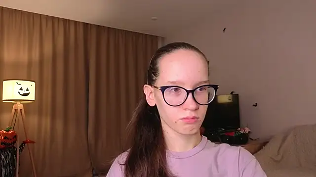 Snapshot of BettyBrowni chatting on 11/12/25, 04:07 BettyBrowni online show from 11/12/25, 04:07