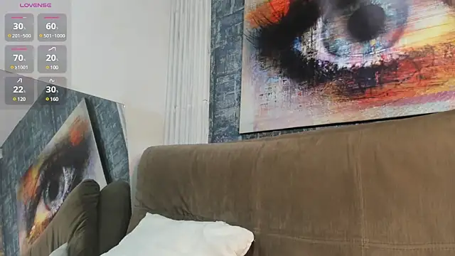 Snapshot of Paola__23 chatting on 02/04/25, 12:22 Paola 23 online show from 02/04/25, 12:22