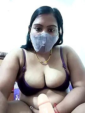 Snapshot of nitasahu chatting on 03/11/25, 10:40 nitasahu online show from 03/11/25, 10:40