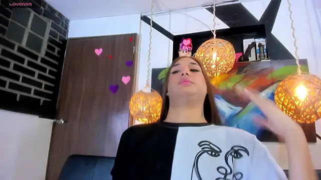 Snapshot of victoria_aleia_ chatting on 05/10/26, 01:22 victoria aleia online show from 05/10/26, 01:22