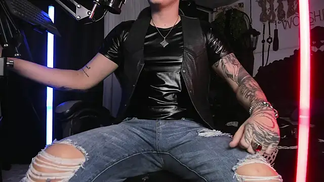 allanhurtss online show from 12/26/24, 01:18