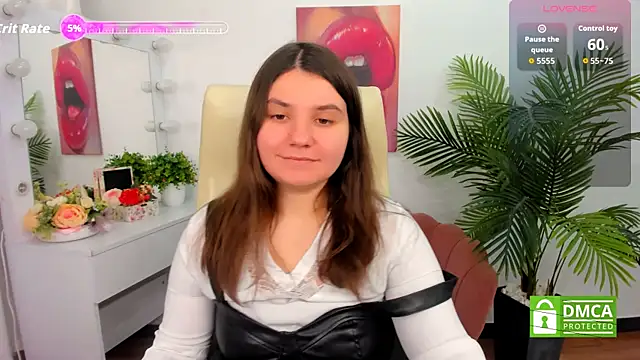 Viola  Shy online show from 10/06/25, 08:39