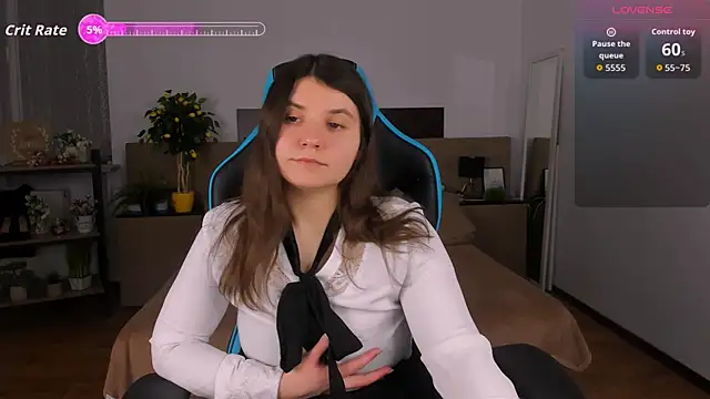 Viola  Shy online show from 12/18/25, 07:42