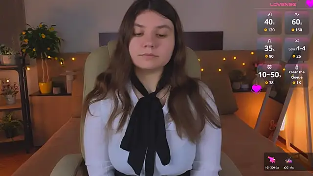 Viola  Shy online show from 04/09/26, 08:25