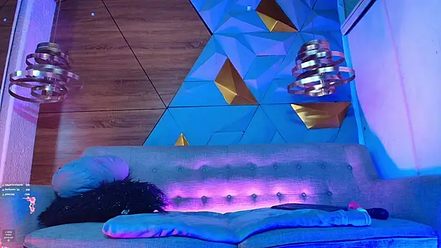 Snapshot of sarah_banks1 chatting on 03/11/25, 10:42 sarah banks1 online show from 03/11/25, 10:42