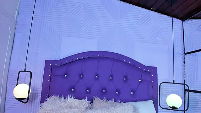 sarah banks1 online show from 02/06/26, 03:00