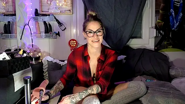 Tatjana Sue online show from 12/13/25, 09:20