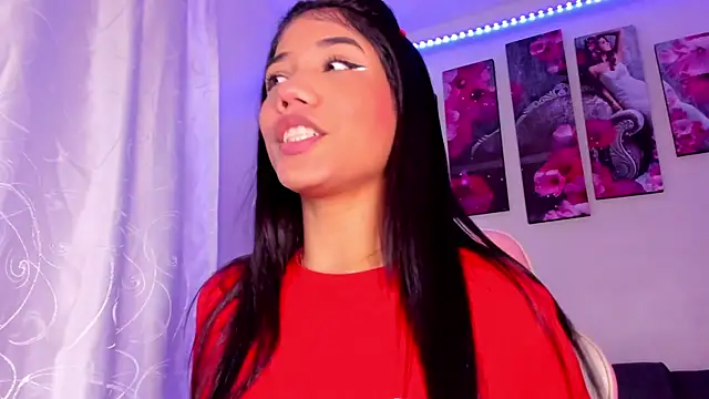 Snapshot of Alissarhys26 chatting on 12/08/24, 03:32 Alissarhys26 online show from 12/08/24, 03:32