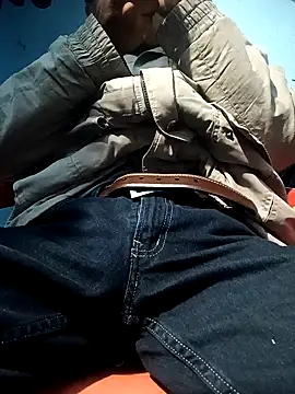 Leonul online show from 12/31/24, 08:04