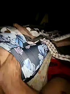 Snapshot of chica_travieza chatting on 02/23/26, 04:21 chica travieza online show from 02/23/26, 04:21