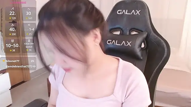 Lin SiYee online show from 02/24/25, 02:37