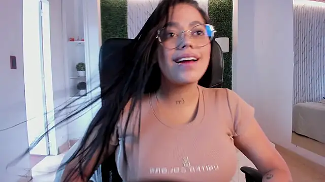 Snapshot of Melisa_Soto chatting on 09/19/25, 07:25 Melisa Soto online show from 09/19/25, 07:25