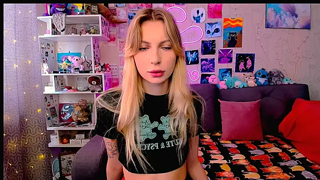 Maria Hunt online show from 02/21/25, 04:29