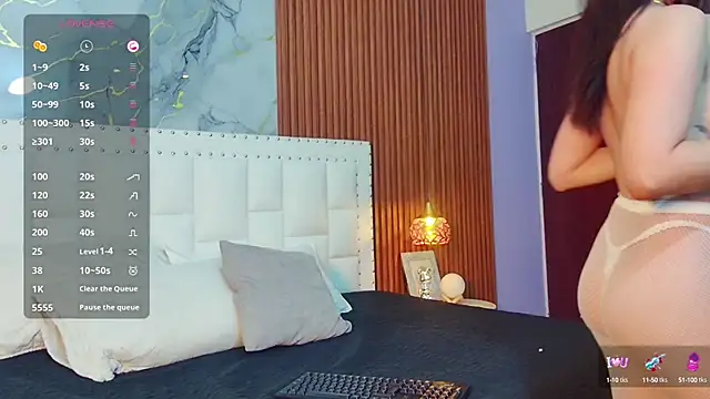 Snapshot of littleebluee chatting on 02/01/25, 02:58 littleebluee online show from 02/01/25, 02:58