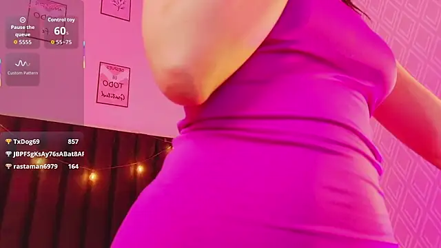 Snapshot of littleebluee chatting on 10/03/25, 03:03 littleebluee online show from 10/03/25, 03:03