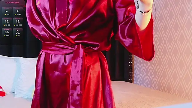 Snapshot of littleebluee chatting on 12/02/25, 03:01 littleebluee online show from 12/02/25, 03:01