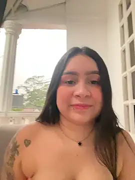Snapshot of Pretty_Isadora chatting on 01/25/25, 11:00 Pretty Isadora online show from 01/25/25, 11:00