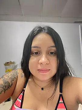 Snapshot of Pretty_Isadora chatting on 03/01/25, 01:32 Pretty Isadora online show from 03/01/25, 01:32