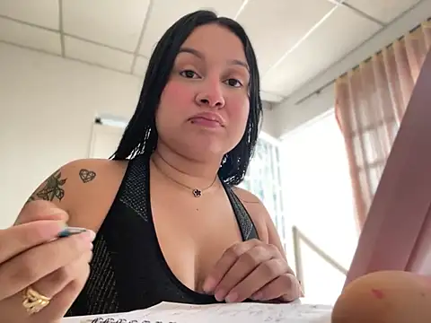 Snapshot of Pretty_Isadora chatting on 03/16/25, 07:38 Pretty Isadora online show from 03/16/25, 07:38