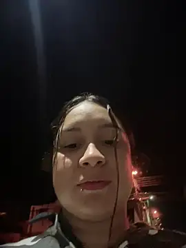 Snapshot of Pretty_Isadora chatting on 03/17/25, 05:45 Pretty Isadora online show from 03/17/25, 05:45