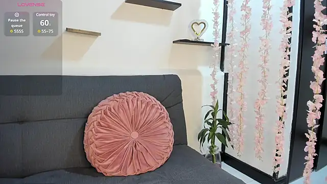 Snapshot of on_tefa chatting on 01/26/25, 11:39 on tefa online show from 01/26/25, 11:39