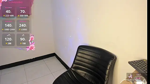 Snapshot of on_tefa chatting on 02/09/25, 01:33 on tefa online show from 02/09/25, 01:33