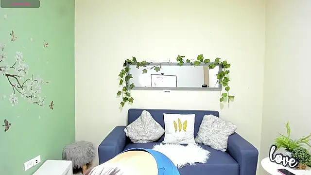 Snapshot of on_tefa chatting on 02/21/25, 07:43 on tefa online show from 02/21/25, 07:43