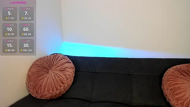 Snapshot of on_tefa chatting on 03/17/25, 11:11 on tefa online show from 03/17/25, 11:11