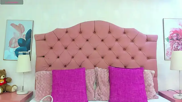 ThyaraJhons online show from 07/01/26, 11:56