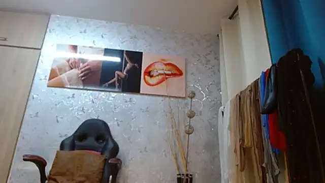 Samantabrown  online show from 02/04/26, 11:16