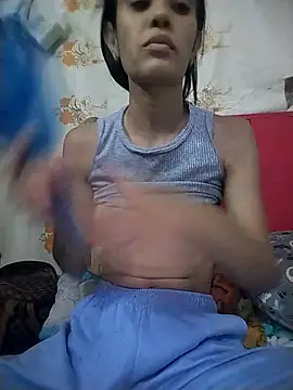 The-quee22 online show from 10/10/25, 07:02