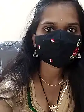 Snapshot of Triveni-Lovely chatting on 12/08/24, 09:02 Triveni-Lovely online show from 12/08/24, 09:02