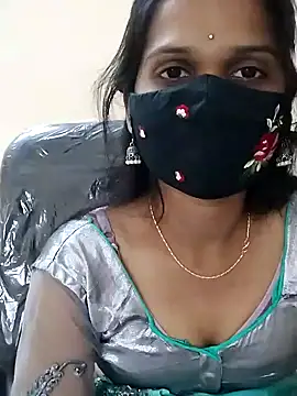 Snapshot of Triveni-Lovely chatting on 12/11/24, 11:19 Triveni-Lovely online show from 12/11/24, 11:19