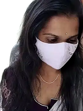 Snapshot of Triveni-Lovely chatting on 12/15/24, 08:19 Triveni-Lovely online show from 12/15/24, 08:19